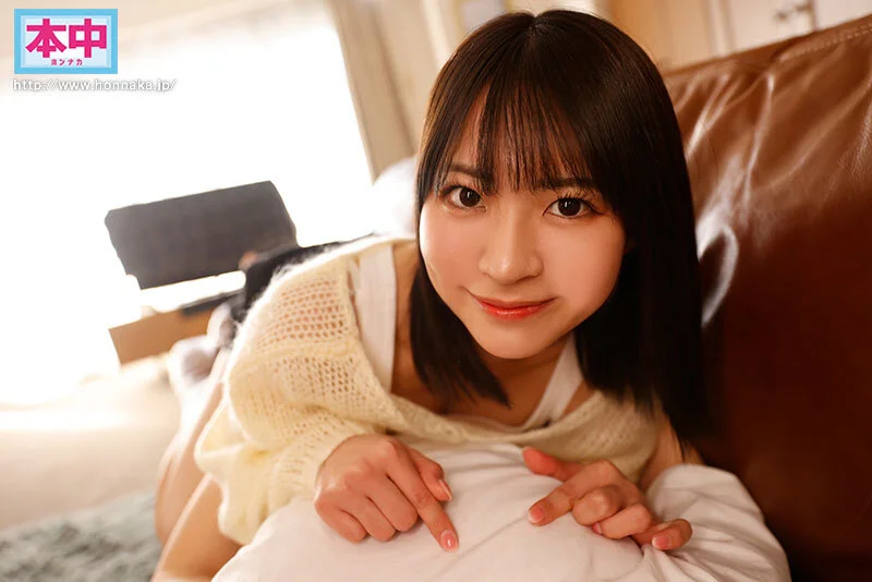 東條なつ 知的で爽やかな笑顔が魅力の清楚系女子大生女優