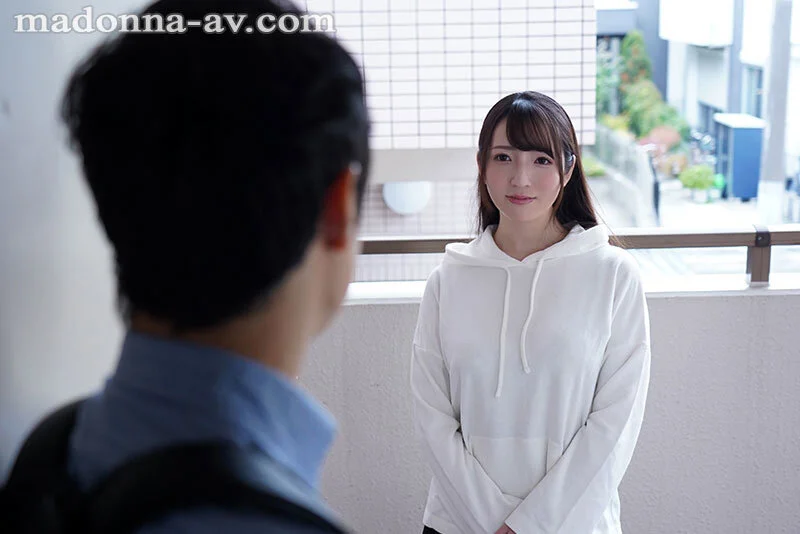 小花のんが隣人の大学生を誘惑する始まりのシーン